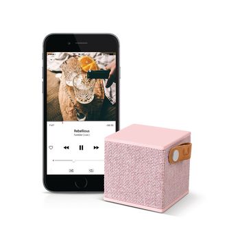 1RB1000CU Bluetooth-speaker rockbox cube fabriq edition 3 w cupcake In gebruik foto
