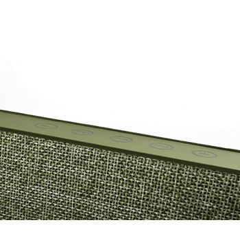 1RB4000AR Bluetooth-speaker rockbox fold fabriq edition 10 w army In gebruik foto