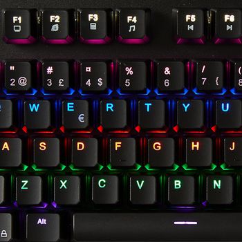 GKBD400BKND Bedraad gaming toetsenbord | usb | mechanische toetsen | rgb | noors | scandinavisch | usb gevoed |  Product foto