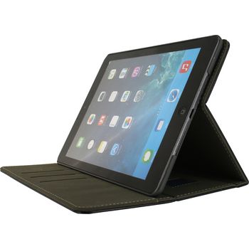 MOB-23463 Tablet premium folio case apple ipad 9.7 2017/2018 zwart In gebruik foto