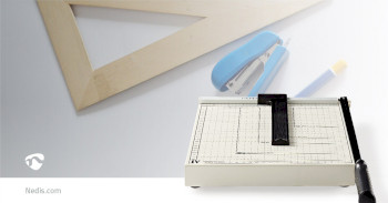 PACU110A4 Papiersnijmachine | max. snijden maat: 210 x 297 mm | soort mes: metaal | metaal | wit / zwart Product foto